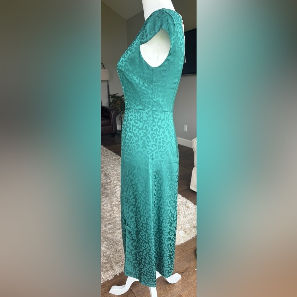 Ted Baker London SIZE 0 Green Leopard Print Cap Sleeve Crew Neck Midi Dress - Picture 2 of 10